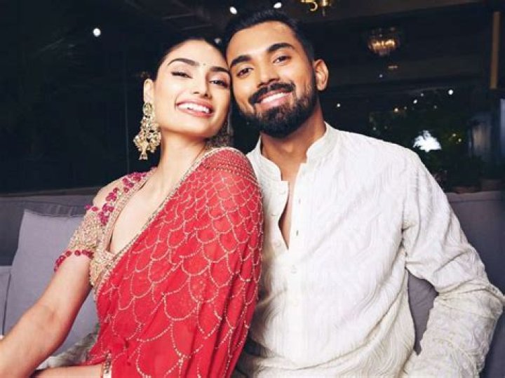 Uncover The Secrets Of Athiya Shetty's Height: Unveiling Surprising Insights