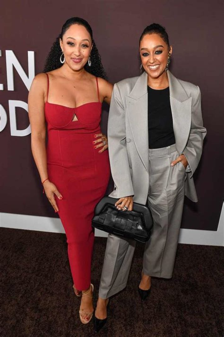 Uncover The Unbreakable Bond And Inspiring Journey Of The Mowry Twins