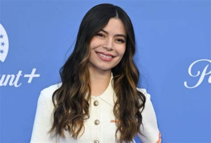 Unraveling Miranda Cosgrove's Height: Surprising Revelations