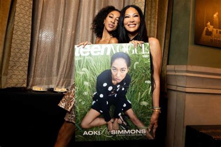 Unveiling Aoki Lee Simmon's Towering Height