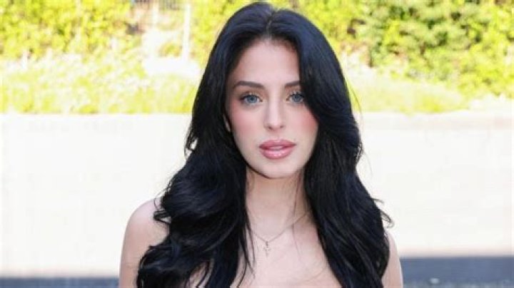 Unveiling The Enchanting World Of Camilla Araujo: Exclusive Insights And Discoveries