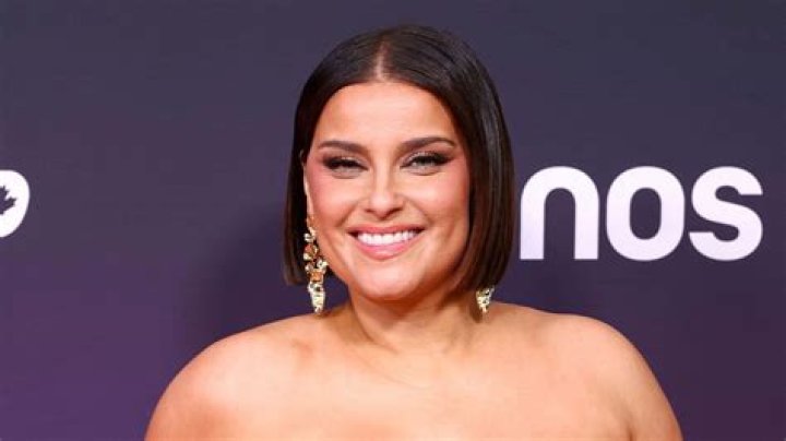 Unveiling The Multifaceted Dimensions Of "Nelly Furtado Hair"