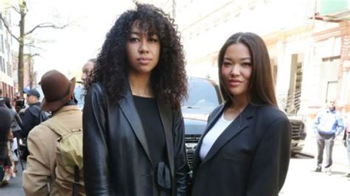 Unveiling The Remarkable Legacy Of Aoki Lee Simmons's Mother