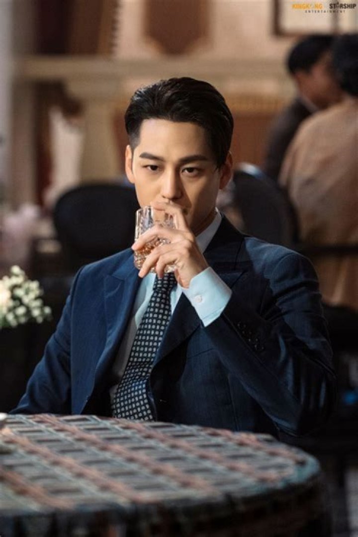 Unveiling The Secrets Of A Korean Superstar's Success