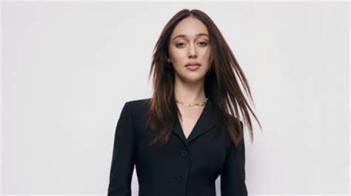 Unveiling The Secrets Of Alycia Debnam-Carey's Relationships