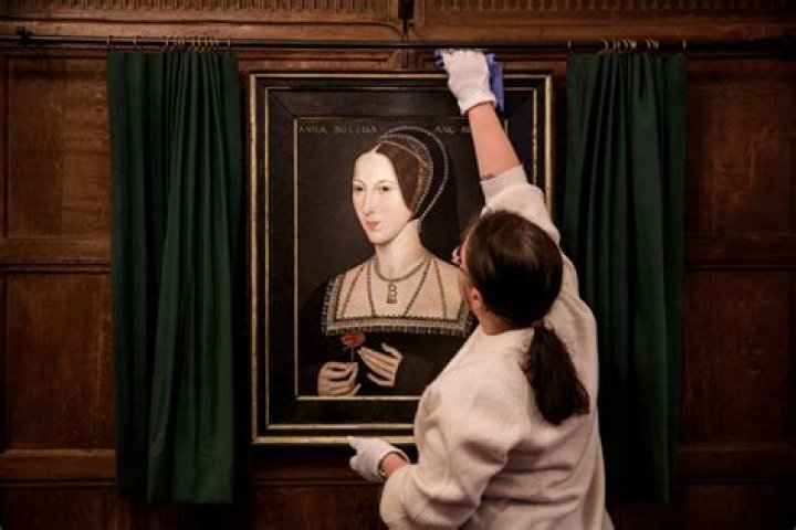 Unveiling The Secrets Of Anne Boleyn's Head In The Museum Of London