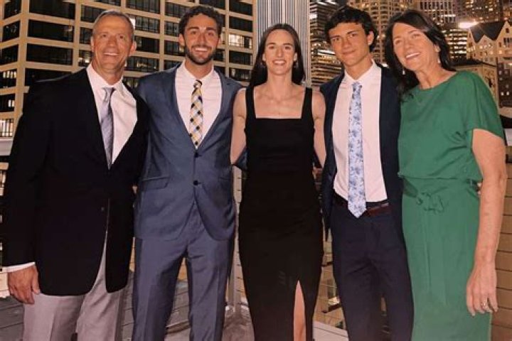 Unveiling The Truth Behind Caitlin Clark's Parents: Marriage Or Divorce?