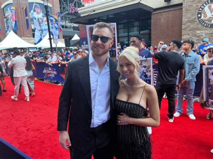 Unveiling The Truth: Is Ryan O'Hearn Hitched?