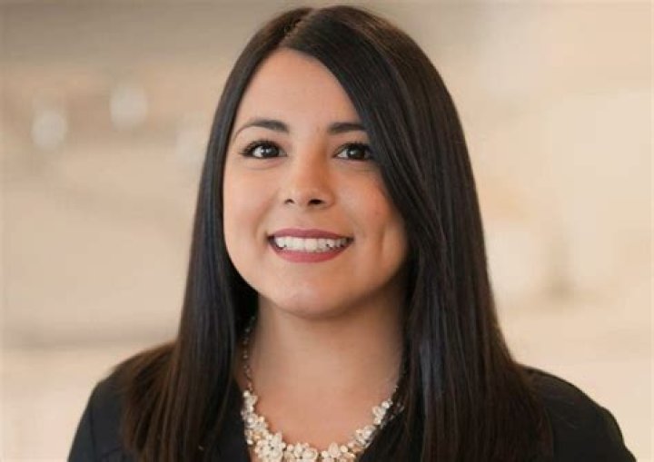 Vanessa Villanueva Untold Truth Behind How She Met Chris Perez (Latest)