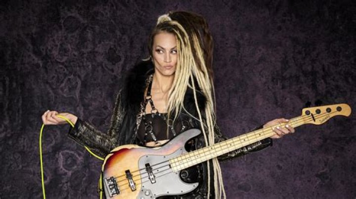 Watch Tanya O&rsquo;Callaghan Demo the New DiMarzio Relentless J Pickups
