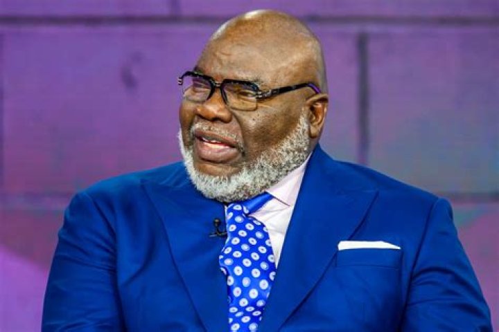 Why TD Jakes Is Stepping Down As Senior Pastor: Reasons Unveiled