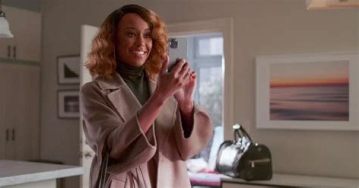 Why The First Wives Club Writers Shockingly Killed Off Ari