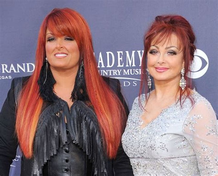 Wynonna Judd's husband walks again, with prosthetic leg, after accident